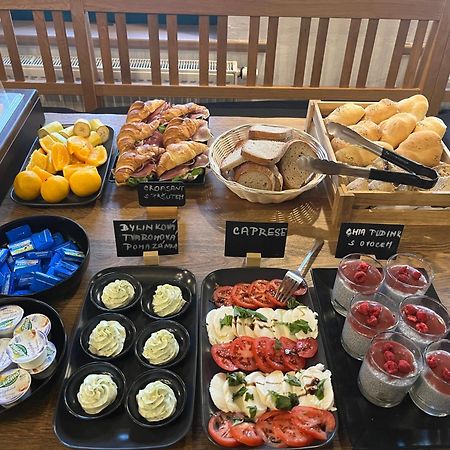 Na Kopecku Ad 1795 - Penzion S Restauraci A Wellness V Podkrkonosi Dvůr Králové nad Labem Zewnętrze zdjęcie