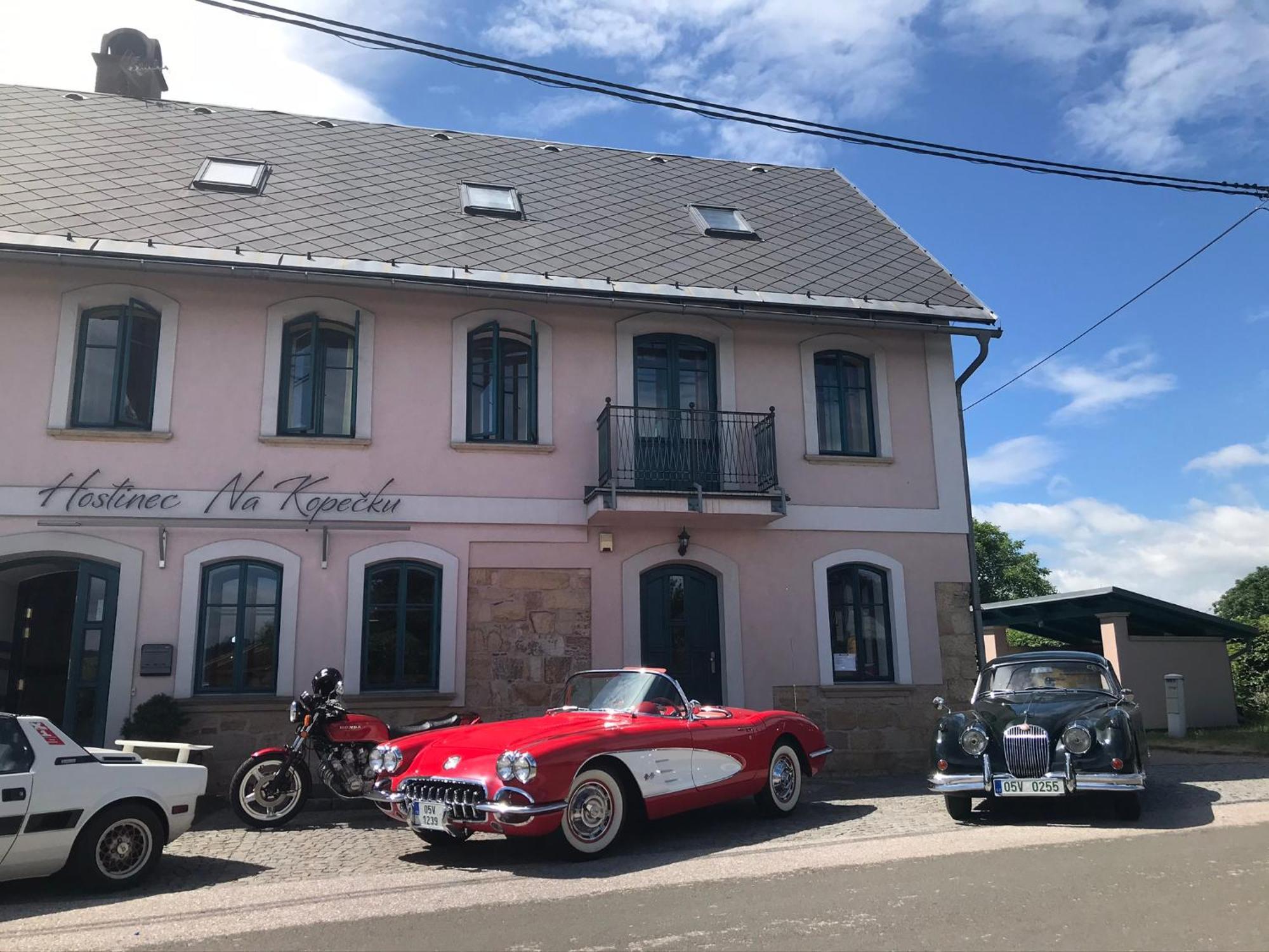 Na Kopecku Ad 1795 - Penzion S Restauraci A Wellness V Podkrkonosi Dvůr Králové nad Labem Zewnętrze zdjęcie