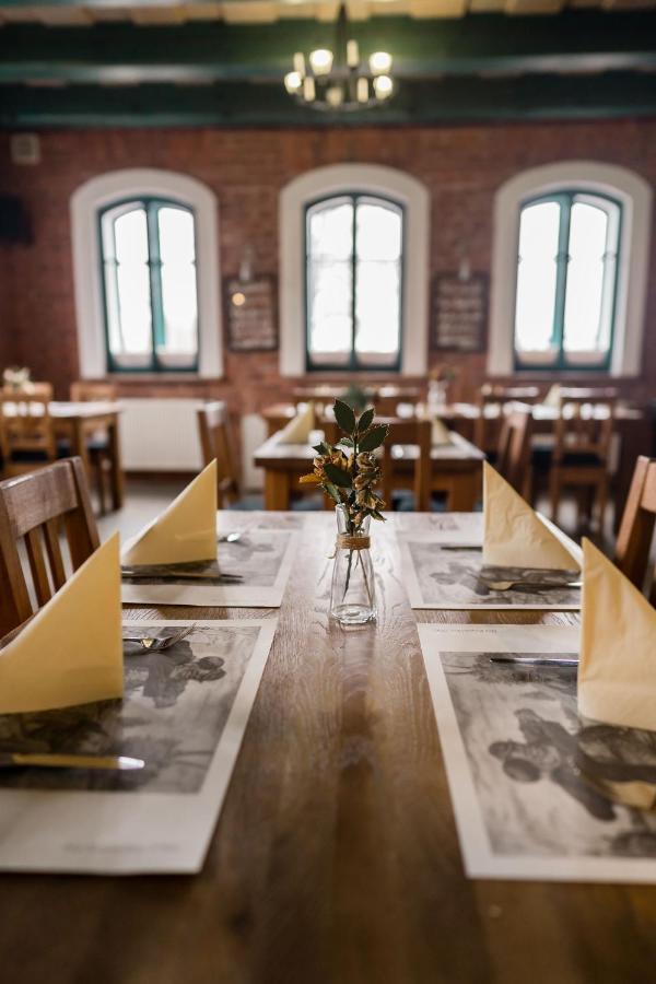 Na Kopecku Ad 1795 - Penzion S Restauraci A Wellness V Podkrkonosi Dvůr Králové nad Labem Zewnętrze zdjęcie