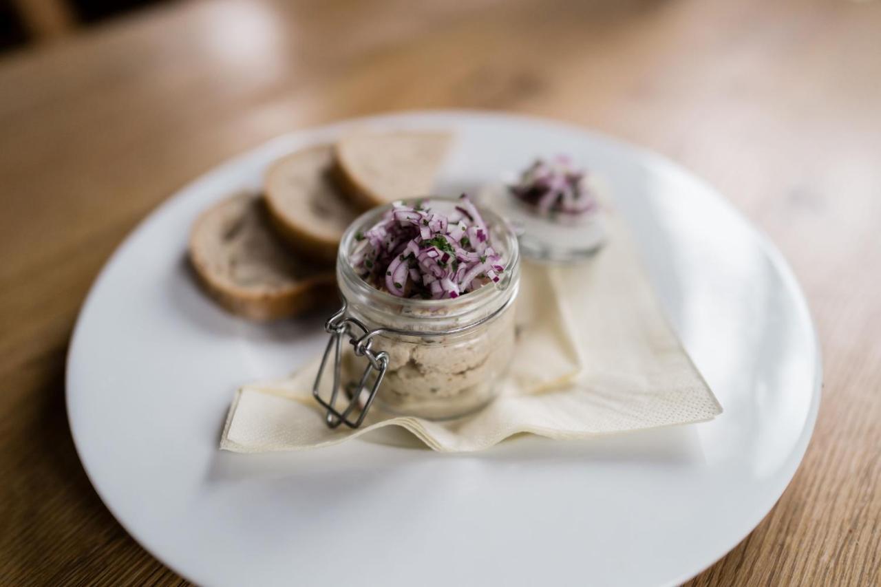 Na Kopecku Ad 1795 - Penzion S Restauraci A Wellness V Podkrkonosi Dvůr Králové nad Labem Zewnętrze zdjęcie