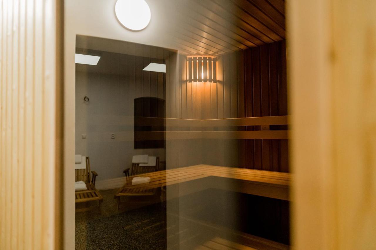 Na Kopecku Ad 1795 - Penzion S Restauraci A Wellness V Podkrkonosi Dvůr Králové nad Labem Zewnętrze zdjęcie