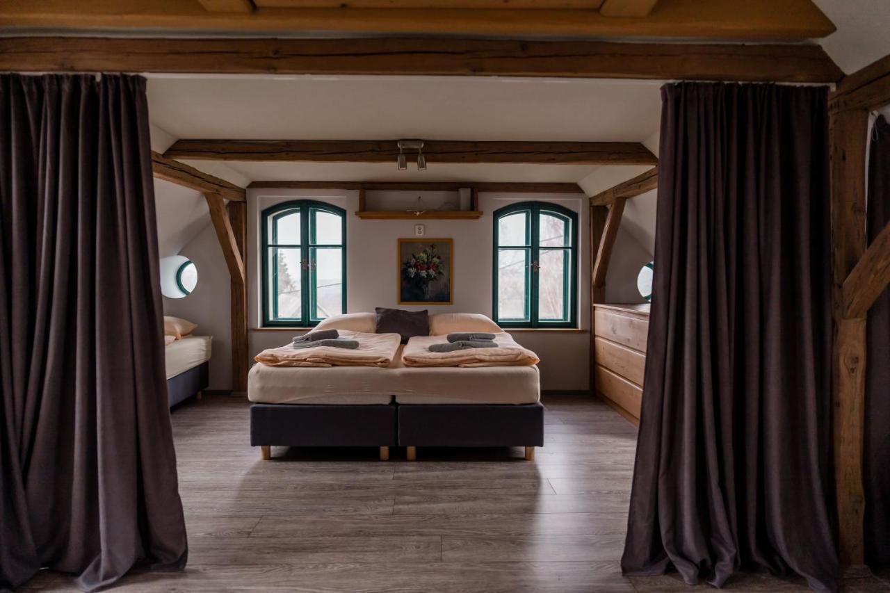 Na Kopecku Ad 1795 - Penzion S Restauraci A Wellness V Podkrkonosi Dvůr Králové nad Labem Zewnętrze zdjęcie