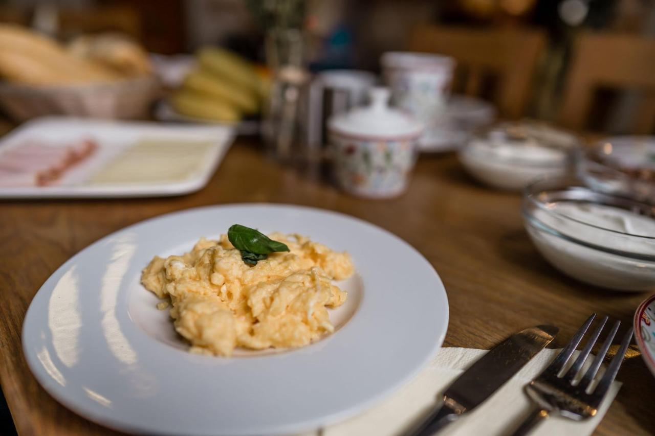 Na Kopecku Ad 1795 - Penzion S Restauraci A Wellness V Podkrkonosi Dvůr Králové nad Labem Zewnętrze zdjęcie