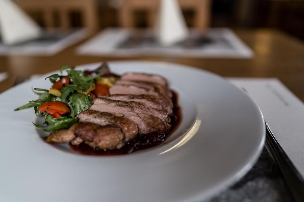 Na Kopecku Ad 1795 - Penzion S Restauraci A Wellness V Podkrkonosi Dvůr Králové nad Labem Zewnętrze zdjęcie